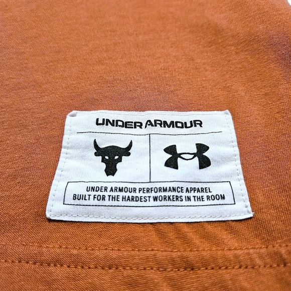 Under Armour Mens T-Shirt Project Rock Iron Paradise Sz S Rust Bull Flame SS22 - Picture 4 of 11